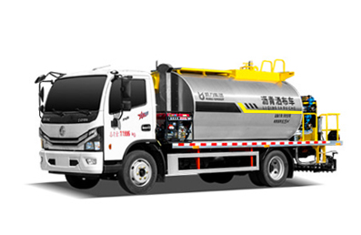 Dongfeng D7 Asphalt Distributor Truck 