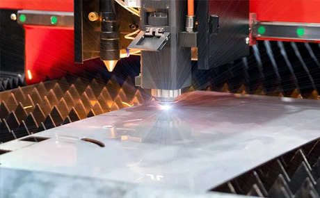 Purchase The First High-power Laser Cutting Machine