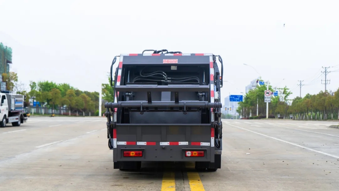 2025120361395430.jpg 4.webp.jpg